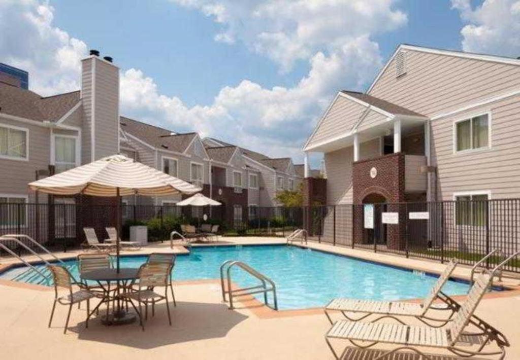 Atlanta Airport North/virginia Avenue Hotel